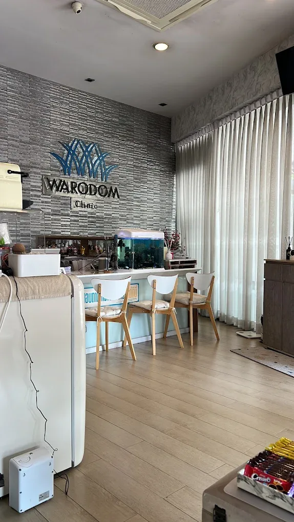 Warodom Hair Clinic clinic